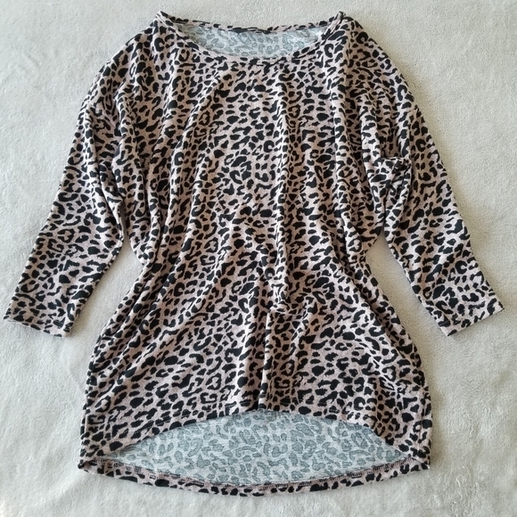 ONLY Animal Print Loose Long Sleeve Top in Blush Pink & Black - Picture 11 of 14